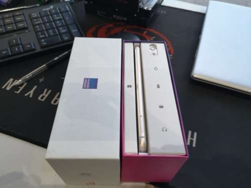 *AS BRAND NEW*ORIGINAL BOX*HUAWEI P10 LITE*PLATINUM GOLD*WARRANTY 20/09/2019*
